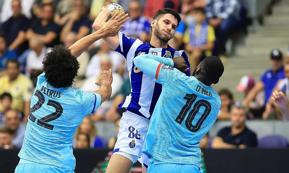 Thiagus Petrus Haniel Langaro Champions League de handebol masculino Barcelona Porto
