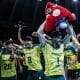 Na imagem, time do Brasil comemorando vaga conquistada contra a Itália no Pré-Olímpico.