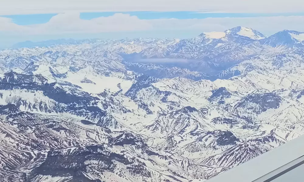Cerro Aconcágua na Cordilheira dos Antes no Caminho para Santiago