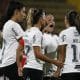 Na imagem, a comemoração das jogadoras do Corinthians no primeiro gol da Libertadores desta edição.