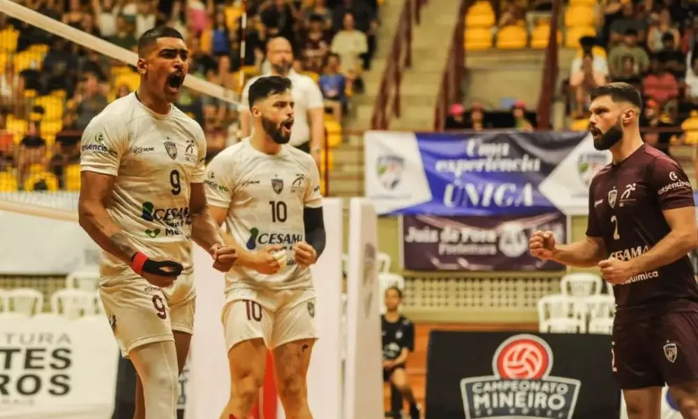 Partida entre JF Vôlei e Azulim/Monte Carmelo, pelo Campeonato Mineiro de vôlei masculino (Foto: Daniel Braga)