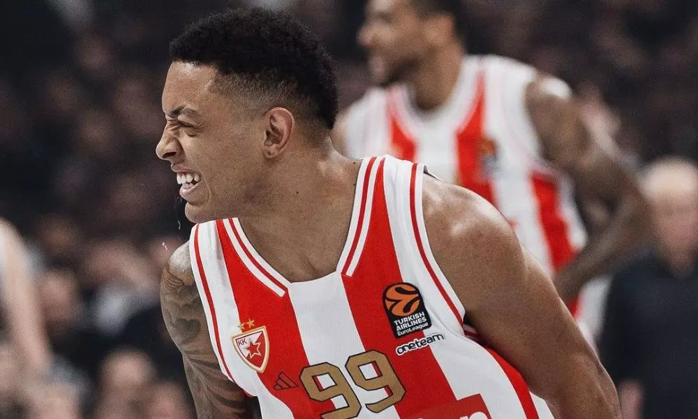 Yago Mateus, armador brasileiros que atua no Estrela Vermelha, da Sérvia, e compete na EuroLeague (Reprodução/Instagram/@crvenazvezdakk)