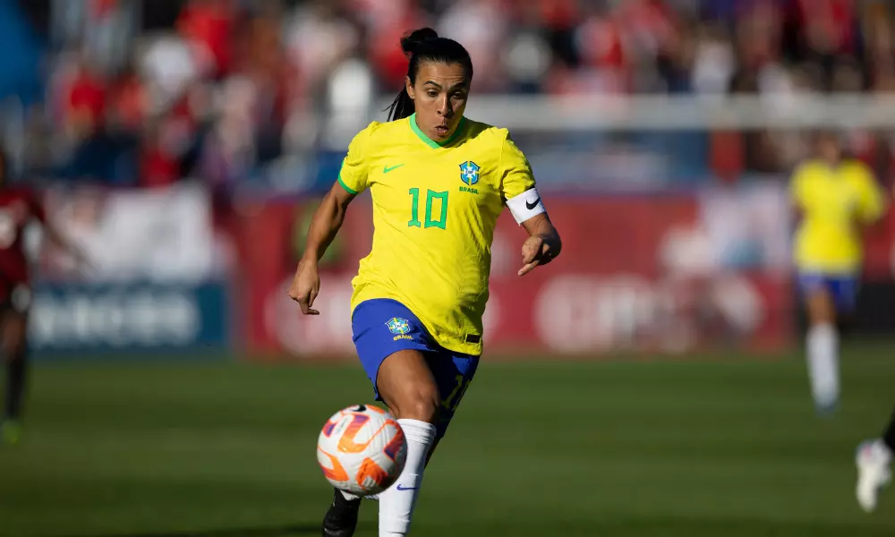 Marta em amistoso Brasil x Canadá 