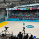 Goteira no ginásio da final do handebol feminino causa atraso do jogo