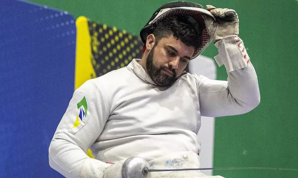 Na imagem, Jovane Guissone, que caiu no quadro de 16 do Mundial.