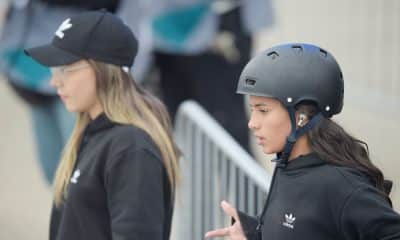 Pamela Rosa e Rayssa Leal lado a lado na final do skate street feminino dos Jogos Pan-Americanos de Santiago-2023