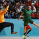 Rudolph salta para finalização em partida Brasil x México do handebol masculino dos Jogos Pan-Americanos de Santiago-2023