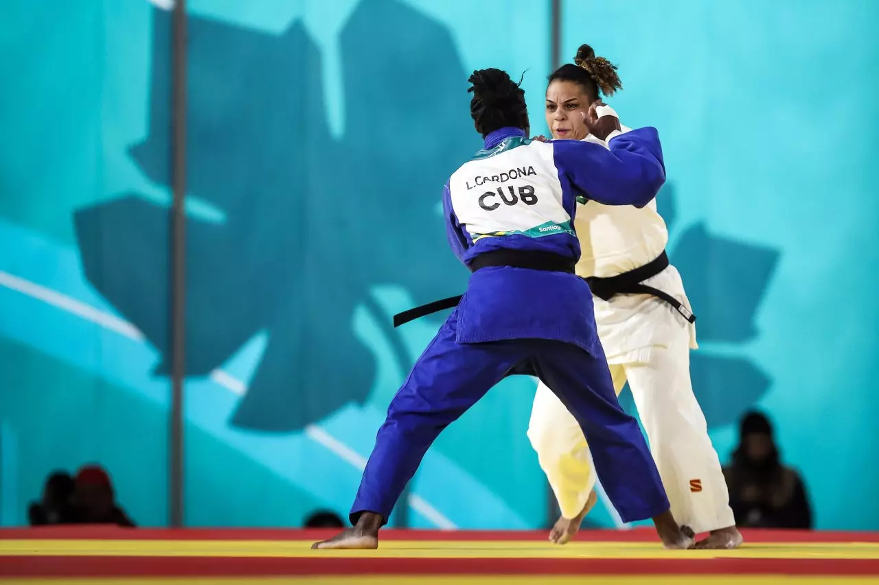 Samanta Soares em ação contra cubana nos Jogos Pan-Americanos Santiago-2023