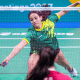 Juliana Viana tenta salvar peteca após longo rali no badminton - Ygor Coelho, Davi Silva e Sania Lima - Internacional de El Salvador de badminton