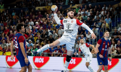 Thiago Petrus em partida do Barcelona pela Champions League de handebol masculino