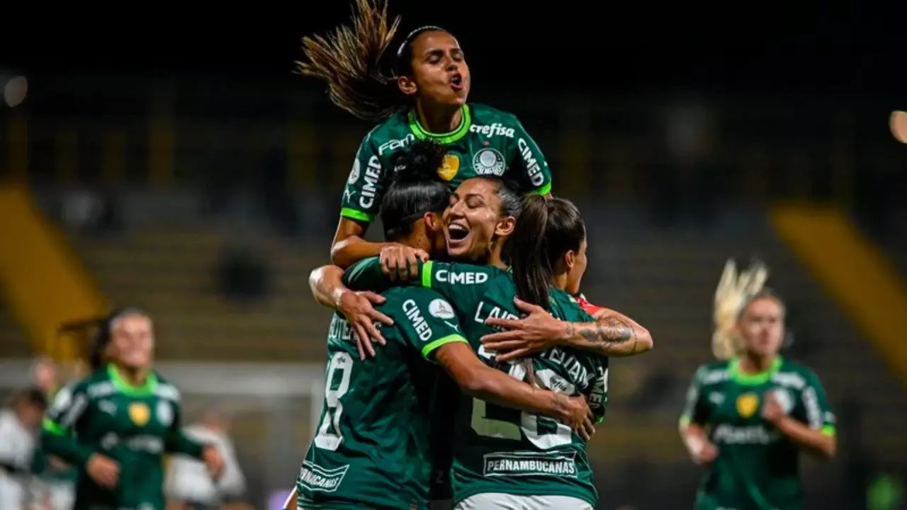 Palmeiras comemora vitória sob Olímpia pela Libertadores Feminina (Foto: Reprodução/Conmebol)