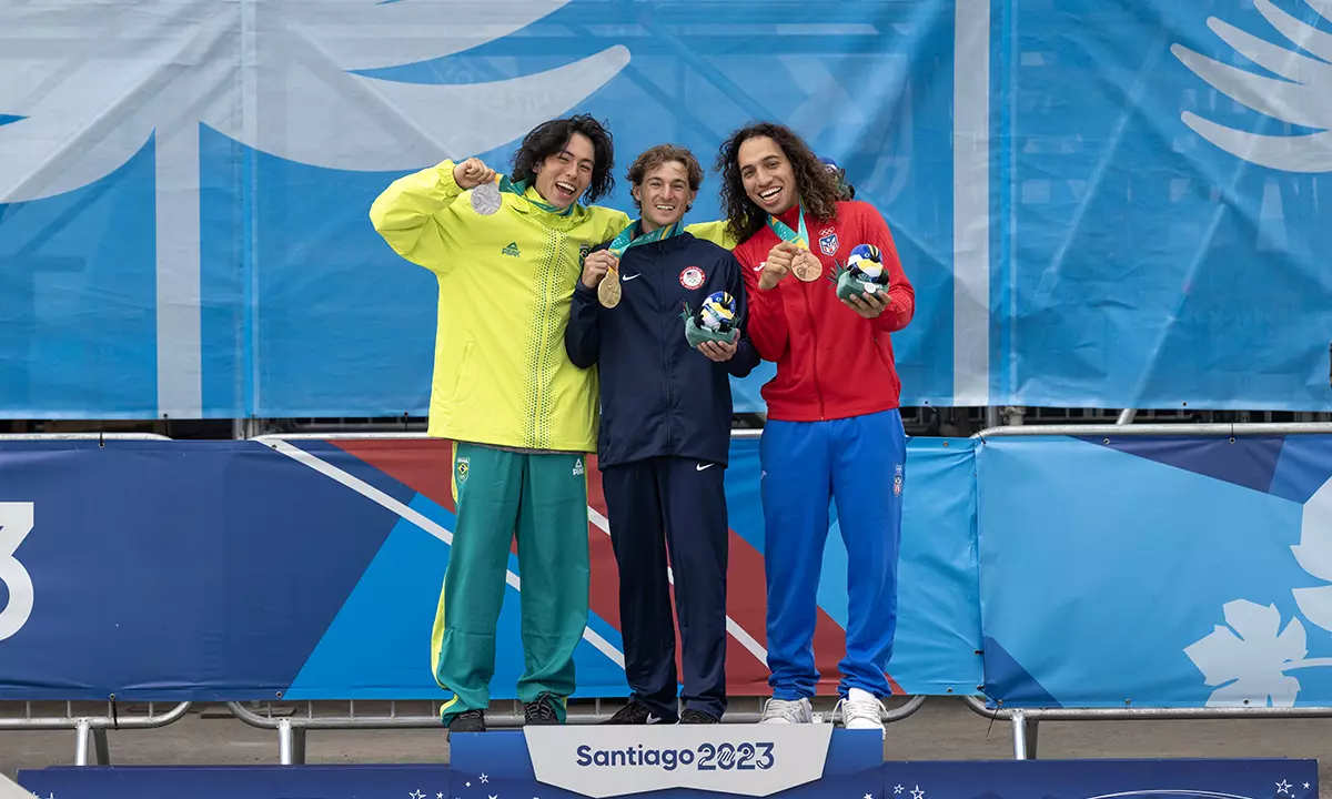 Augusto Akio skate park medalha de prata Jogos Pan-americanos Santiago 2023