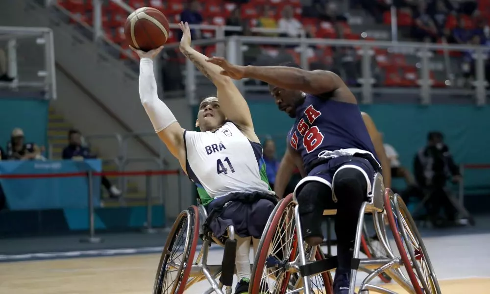 Partida entre Brasil e Estados Unidos, válida pela estreia do basquete em CR no Parapan de Santiago (Foto: Felipe Poga/ Parapan-Americanos Santiago-2023 via Photosport)