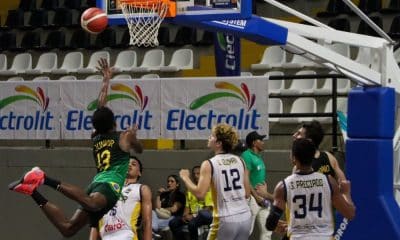Partida entre Brasil e Equador, válido pelo Sul-Americano Sub-17 de basquete masculino (Reprodução/X/@basquetebrasil)