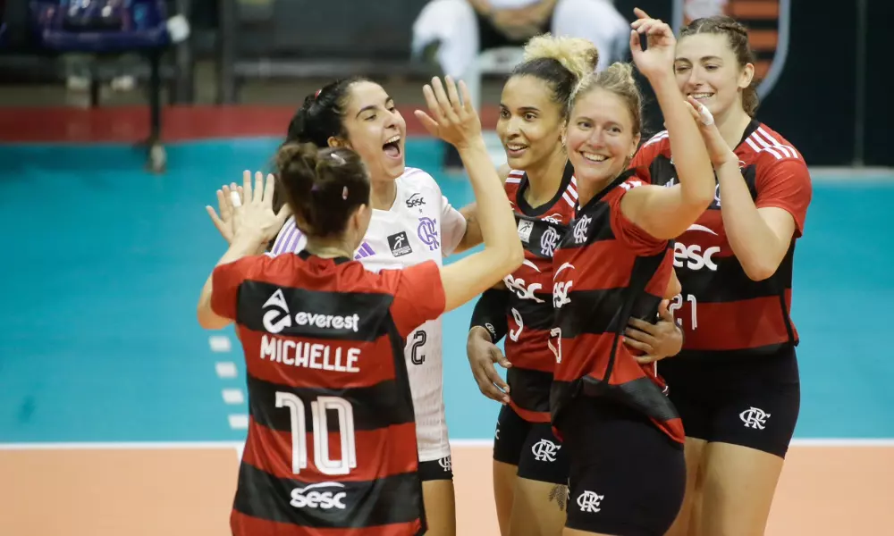 Jogadoras do Sesc Flamengo no Campeonato Carioca de vôlei feminino