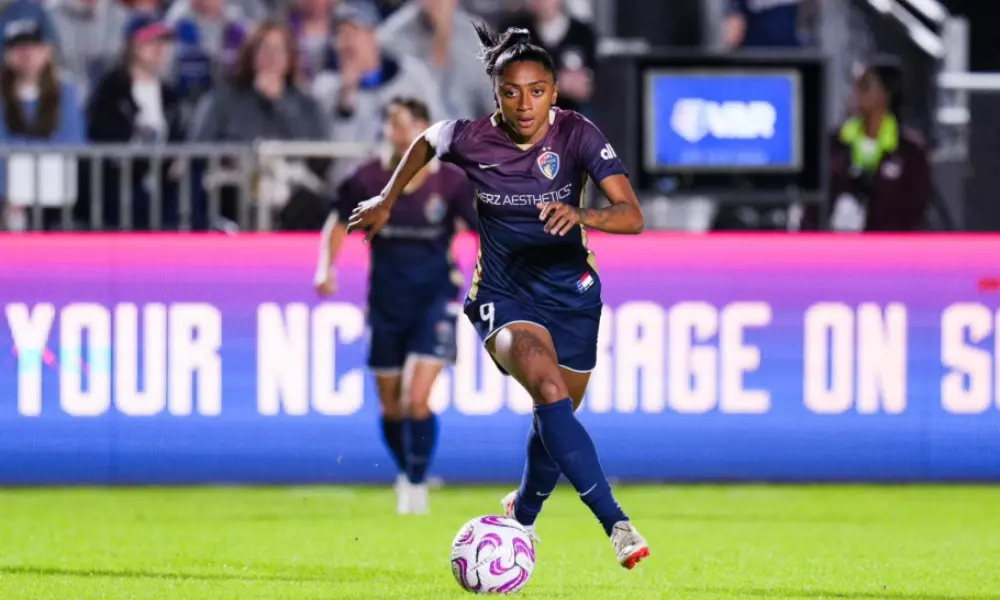 Kerolin, atacante do North Carolina Courage, eleita a MVP da NWSL, a liga norte-americana de futebol feminino