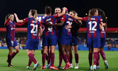Jogadoras do Barcelona comemoram gol contra o Benfica
