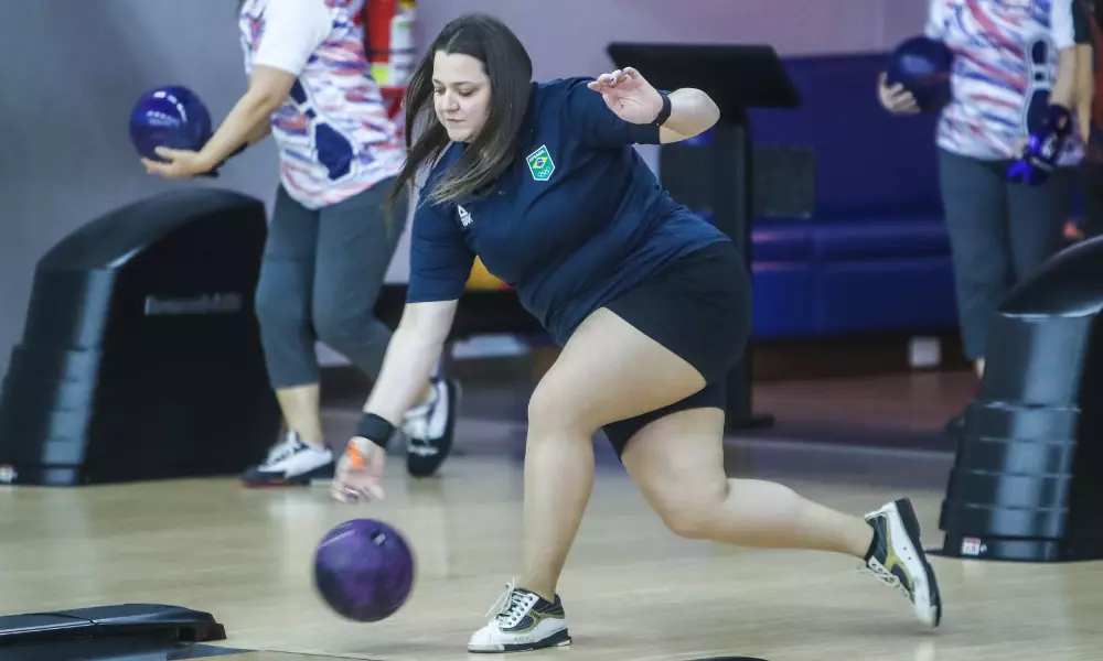Roberta Rodrigues compete no boliche nos Jogos Pan-Americanos Santiago-2023
