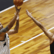 Hettsheimer, do Corinthians, faz arremesso em jogo contra o Pato Basquete no NBB