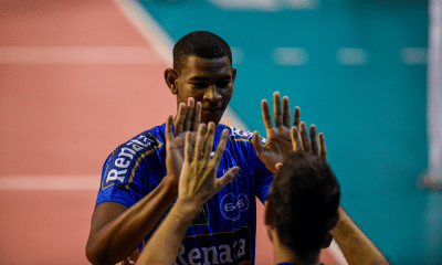 Adriano Vôlei Renata Superliga Masculina de vôlei contra Blumenau