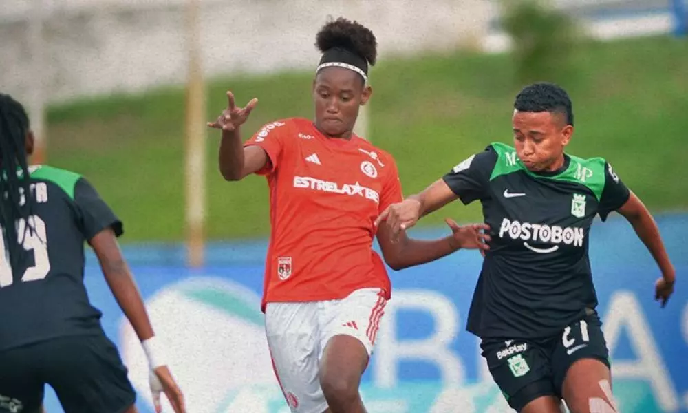 Partida entre Internacional e Atlético Nacional, válida pela Brasil Ladies Cup (Reprodução/Twitter/@GuriasColoradas)