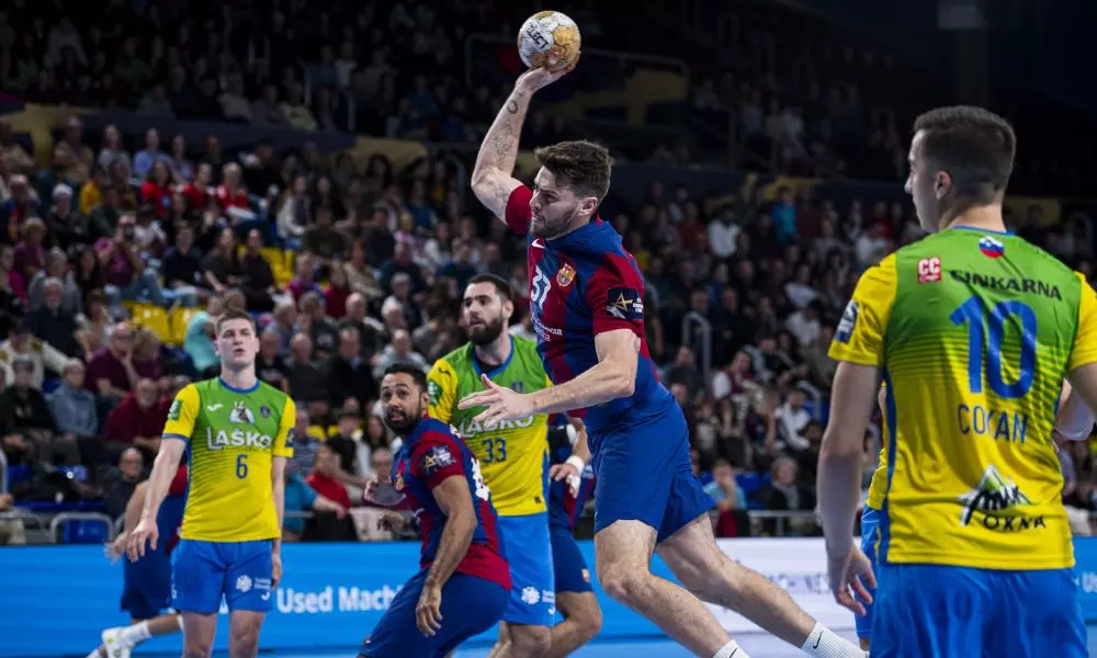Haniel Langaro, jogador brasileiro do Barcelona em ação na Champions League (Reprodução/Twitter/@FCBhandbol)