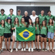 Equipe brasileira do Mundial da Juventude de Vela com presidente do COB