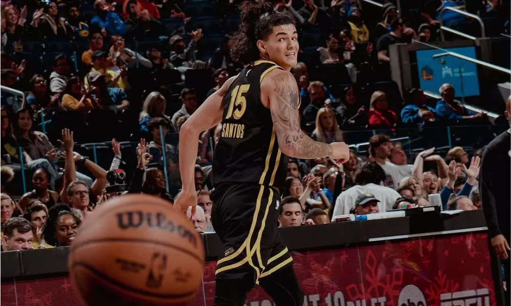 Gui Santos em ação em duelo do Golden State Warriors contra o Washington Wizards na NBA