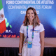 Isabel Swan posa para foto em assembleia da Panam Sports