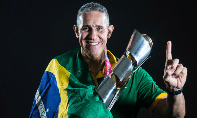 José Neto leva prêmio Melhor dos Latinos pelo Mundo de 2023