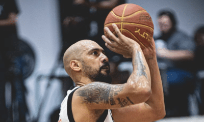 Marquinhos arremessa bola em jogo do Vasco contra o Fortaleza no NBB; São Paulo e Brasília