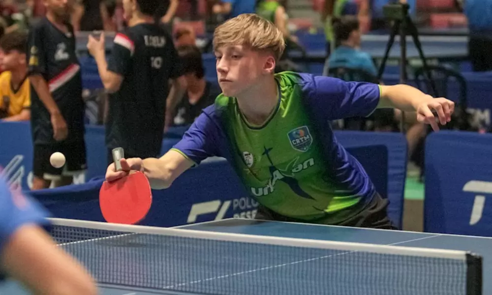 Vinicius Rech (Clube Riostense de Tênis de Mesa/SC), campeão do Sub-13 masculino - Foto: José Bochnia Júnior/CBTM