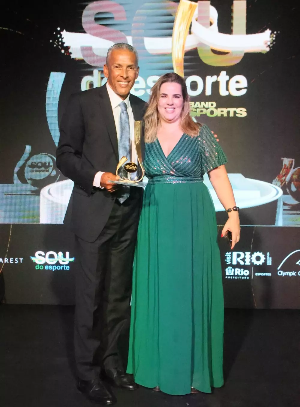 Joaquim Cruz recebe homenagem no Prêmio Sou do Esporte