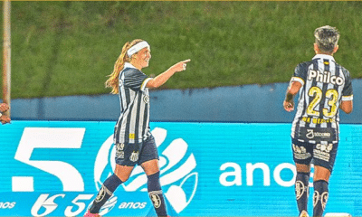 Ketlen, do Santos, comemora gol do Santos na Brasil Ladies Cup