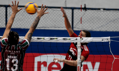 Roni, do Sesc Flamengo, ataca sobre o bloqueio do Fluminense em clássico na Superliga Feminina de vôlei