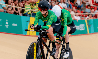 Bianca Garcia e sua guia, que disputaram o Mundial de paraciclismo estrada, em Zurique, durante disputa do Campeonato Brasileiro de paraciclismo de pista; Lauro Chaman