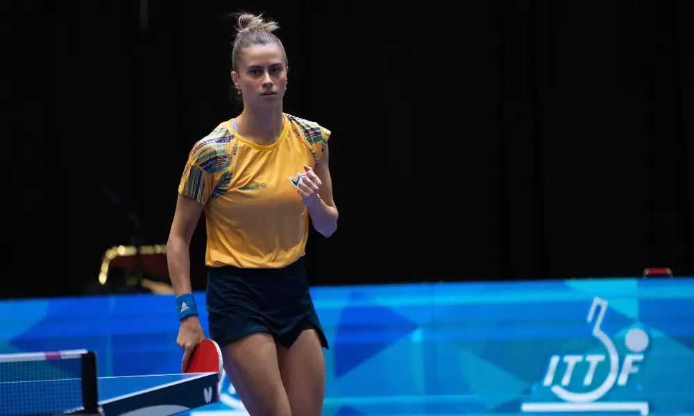 Bruna Takahashi durante Copa Pan-Americana de tênis de mesa