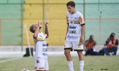 Comemoração dos jogadores do Novorizontino, na vitória sobre o Athletico-PR pela Copinha (Igor do Vale/Ag. Paulistão)