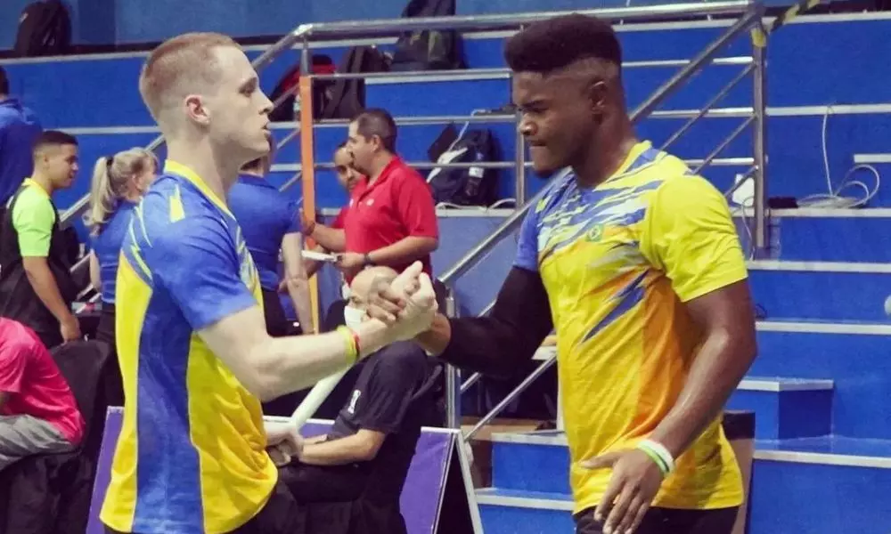 Brasileiros Isak Batalha e Matheus Voigt, representantes do país no Irã Challenge (Reprodução/Instagram/@isak_batalha)