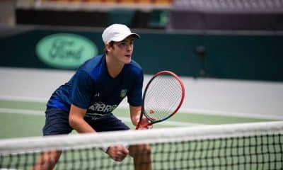 João Fonseca se prepara para o duelo contra a Suécia pela Copa Davis