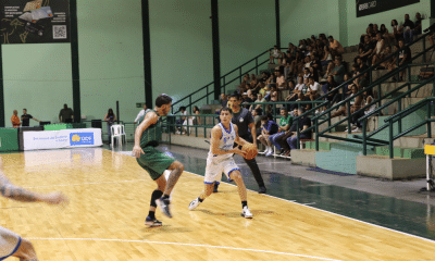 Jogador em ação na partida Minas x Cerrado pelo NBB