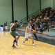 Jogador em ação na partida Minas x Cerrado pelo NBB