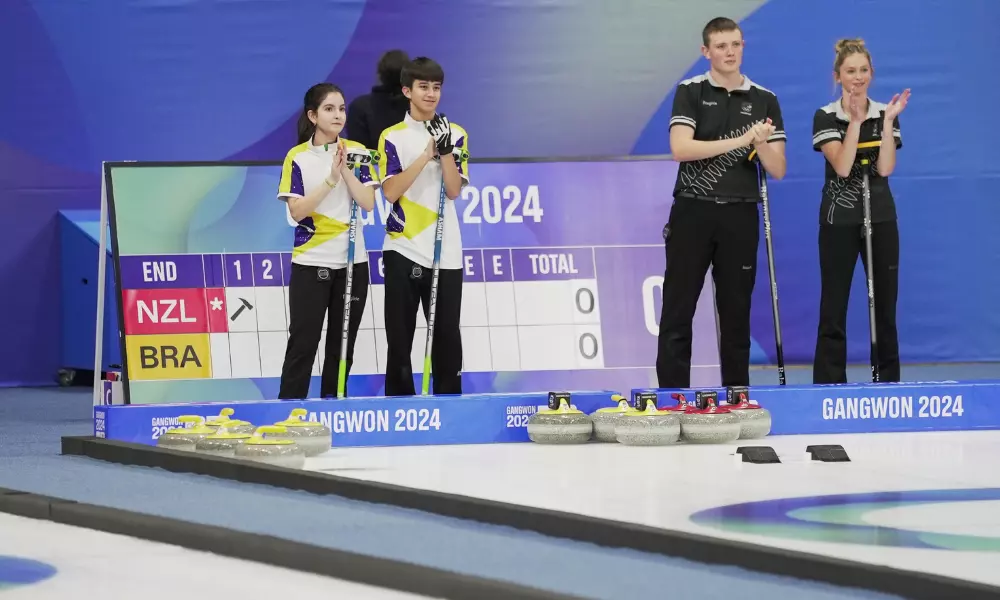 Julia Gentile e Guilherme Melo, dupla mista do Brasil no curling dos Jogos Olímpicos de Inverno da Juventude de Gangwon-2024