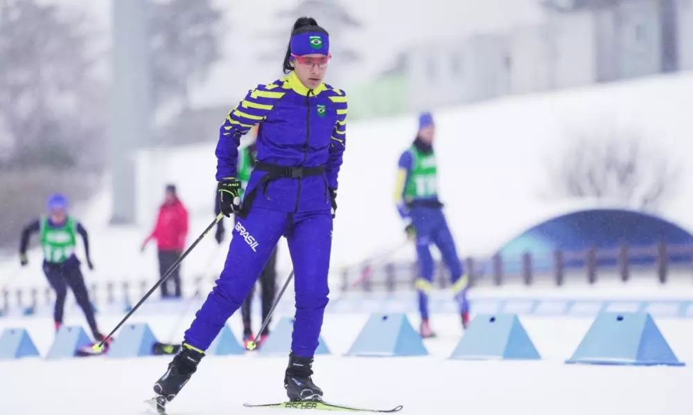 Mariana Silva em ação no biatlo dos Jogos Olímpicos de Inverno da Juventude Gangwon-2024