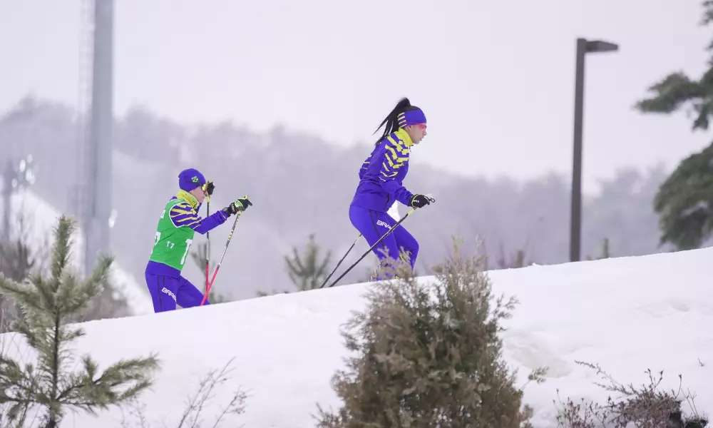 Mirlene Picin orienta Mariana Silva no biatlo nos Jogos Olímpicos de Inverno da Juventude
