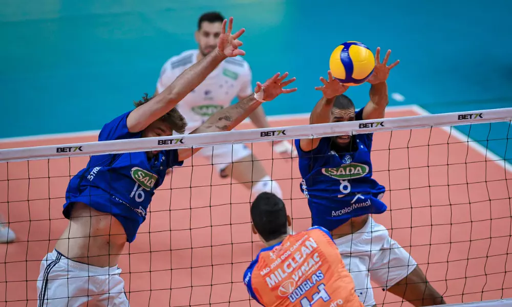 Sada Cruzeiro e São José se enfrentam na Superliga de vôlei masculino - onde ver ao vivo