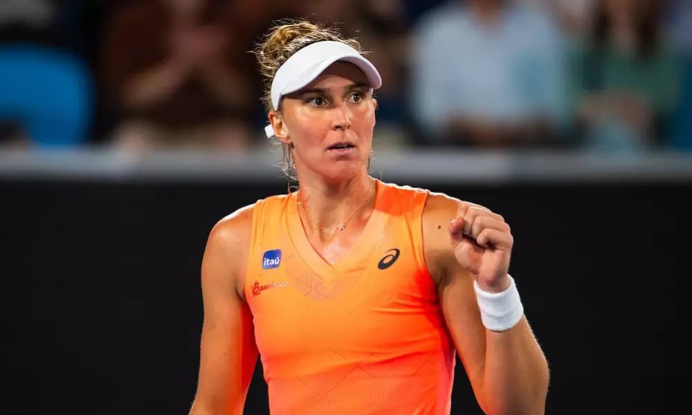Bia Haddad vibra com vitória sobre chinesa na estreia do WTA 500 de Abu Dhabi