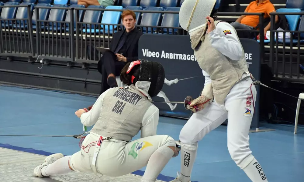Carolina Brecheret esgrima (Foto: Rosele Sanchotene)