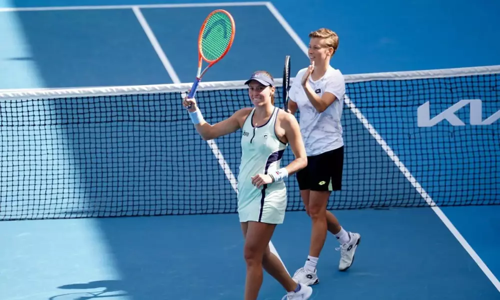 Luisa Stefani e Demi Schuurs no WTA 1000 de Doha