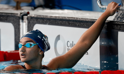 Mafê Costa ao final da prova dos 200m livre no Mundial de Doha